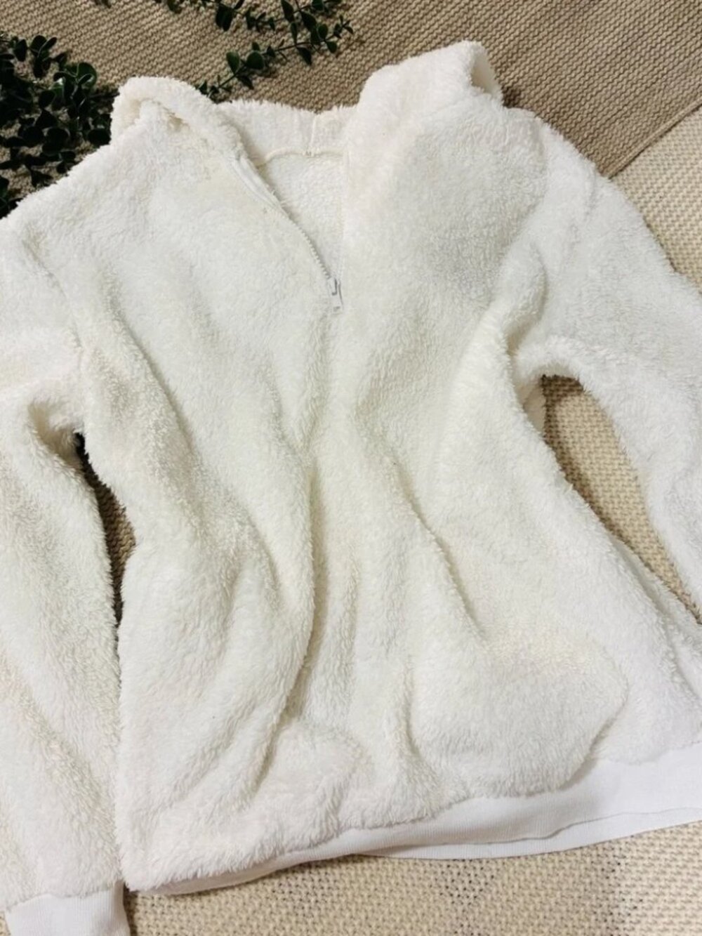 Cozy White Sherpa Teddy Fleece Quarter-Zip Hoodie Pullover - Size Medium